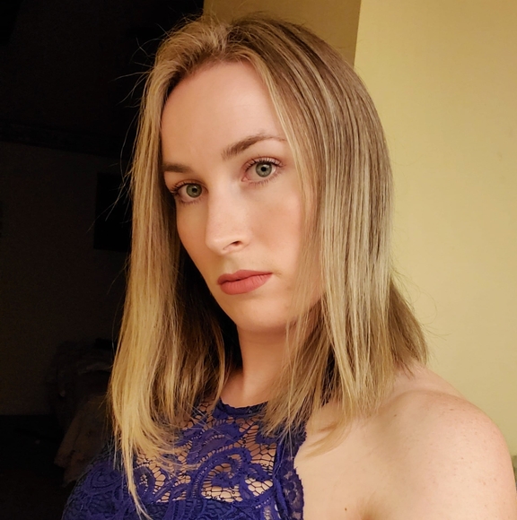 Meet your Posher, Marissa - Picture 1 of 1